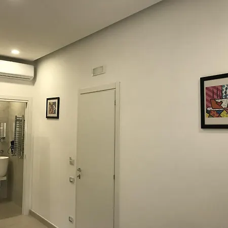 לינה וארוחת בוקר Terrazza Aragon And נאפולי