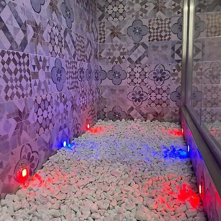 Terrazza Aragon And Nocleg ze śniadaniem 3*