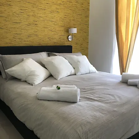 Terrazza Aragon And B&B 나폴리