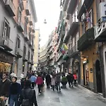 Terrazza Aragon And Bed & Breakfast Napels